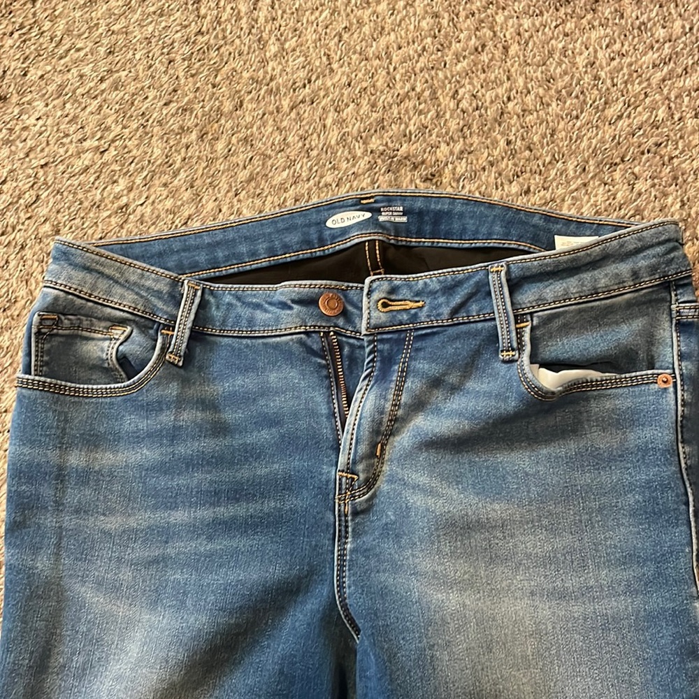 Old Navy Rockstar Super Skinny Built in Warm size 14 jeans